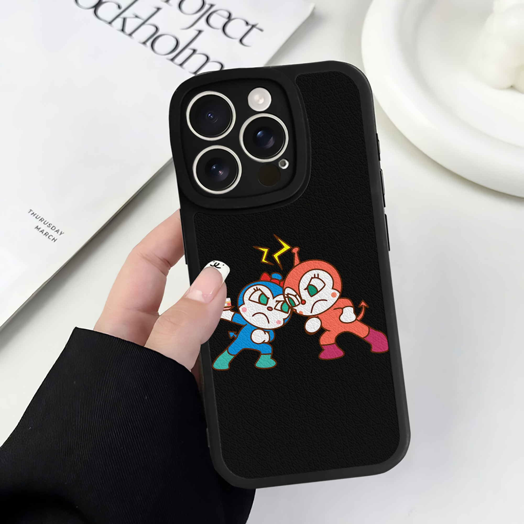 （画像用） アンパンマン Anpanman 【iPhone 16シリーズ対応】シリコンスマホケース（レザー調） 材質：シリコン